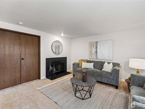 200 Mt Park Boulevard SW A204, Issaquah WA 98027