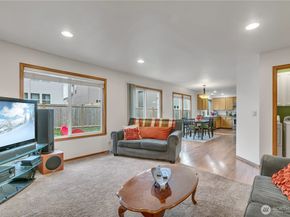 26424 107th Avenue SE, Kent WA 98030