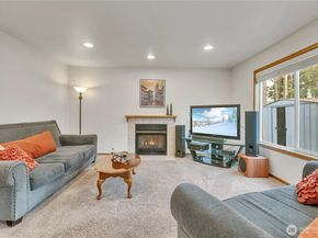 26424 107th Avenue SE, Kent WA 98030