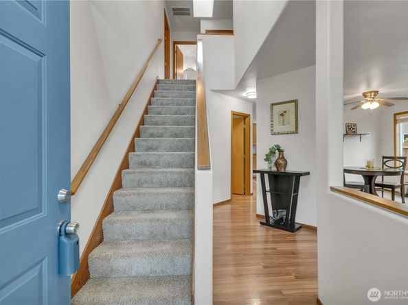 26424 107th Avenue SE, Kent WA 98030