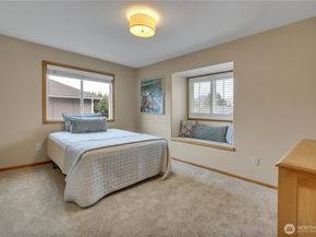 26424 107th Avenue SE, Kent WA 98030