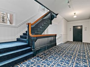 615 Boren Avenue 27, Seattle WA 98104