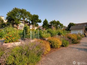 22472 SE Highland Circle 2367, Issaquah WA 98029