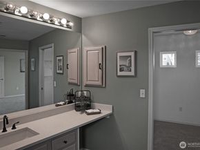 22472 SE Highland Circle 2367, Issaquah WA 98029