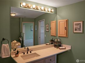 22472 SE Highland Circle 2367, Issaquah WA 98029