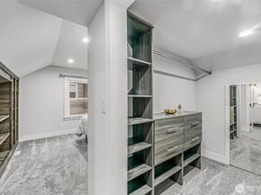 10230 62nd Avenue S, Seattle WA 98178