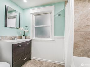 10230 62nd Avenue S, Seattle WA 98178