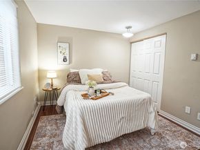 633 NW 85th Street 102, Seattle WA 98117