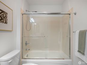 1125 E Olive Street 504, Seattle WA 98122