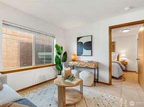 1125 E Olive Street 504, Seattle WA 98122