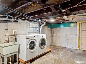 827 NW 61st Street, Seattle WA 98107