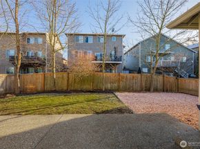 1421 72nd Avenue SE, Lake Stevens WA 98258