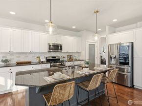 1421 72nd Avenue SE, Lake Stevens WA 98258