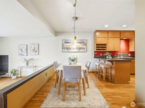 620 W Mercer Place 2B, Seattle WA 98119