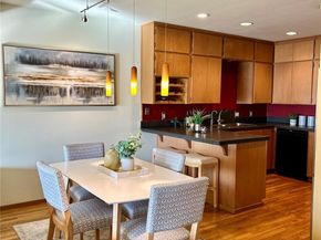 620 W Mercer Place 2B, Seattle WA 98119