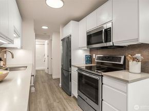 2301 Fairview Avenue E 405, Seattle WA 98102