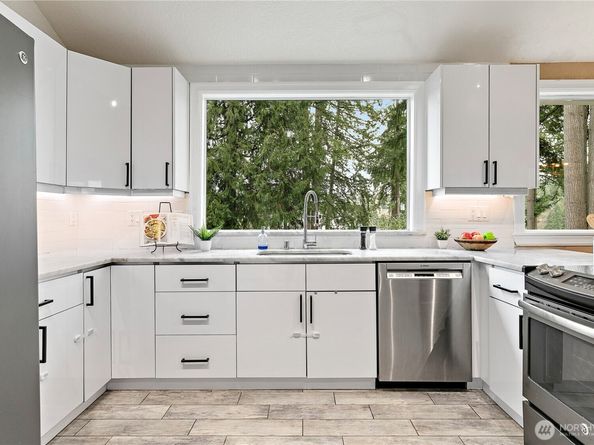 7643 129th Avenue SE, Newcastle WA 98056