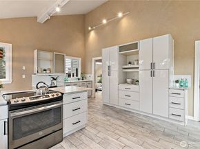 7643 129th Avenue SE, Newcastle WA 98056