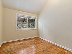 7643 129th Avenue SE, Newcastle WA 98056