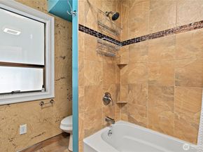 7643 129th Avenue SE, Newcastle WA 98056