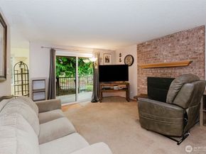 3570 Narrows View Lane 104, Bremerton WA 98310