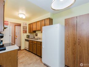 3570 Narrows View Lane 104, Bremerton WA 98310