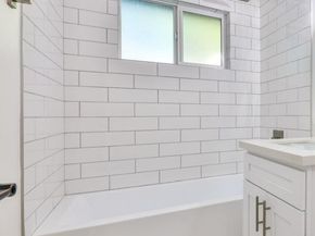 35030 19th Avenue SW, Federal Way WA 98023