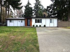 35030 19th Avenue SW, Federal Way WA 98023