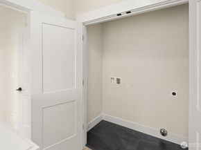 908 S 138th Street, Burien WA 98168