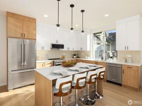 5716 14th Avenue NW, Seattle WA 98107