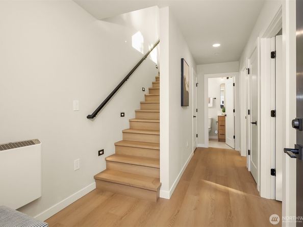 5716 14th Avenue NW, Seattle WA 98107