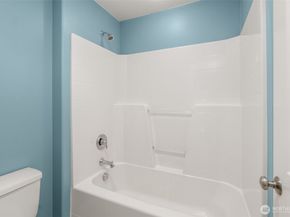 1635 Tannerwood Way SE, North Bend WA 98045