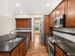 1635 Tannerwood Way SE, North Bend WA 98045