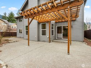 1635 Tannerwood Way SE, North Bend WA 98045