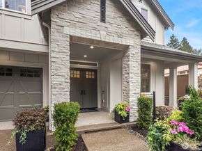 10468 NE 113th Place, Kirkland WA 98033