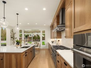 10468 NE 113th Place, Kirkland WA 98033