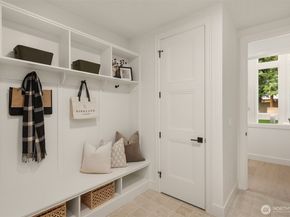 10468 NE 113th Place, Kirkland WA 98033