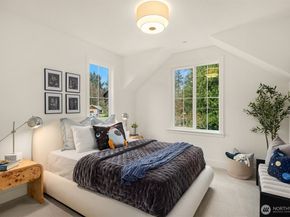 10468 NE 113th Place, Kirkland WA 98033