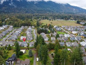 1744 Canyon Avenue SE, North Bend WA 98045