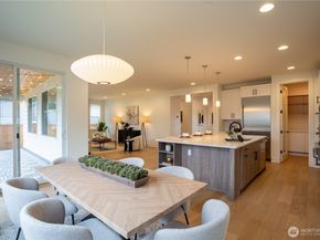 1744 Canyon Avenue SE, North Bend WA 98045