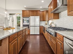 9813 NE 145th Street, Bothell WA 98011