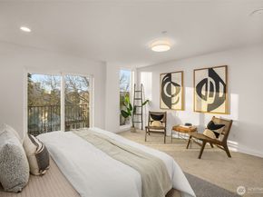 914 B 15th Avenue, Seattle WA 98122