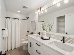 721 211th Place SE, Bothell WA 98021