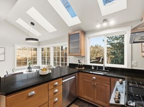 1526 7th Street, Kirkland WA 98033