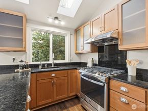 1526 7th Street, Kirkland WA 98033