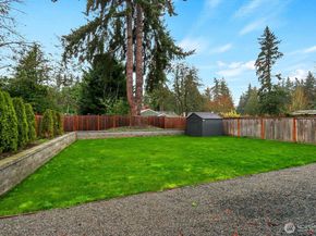 1021 Walnut Street, Edmonds WA 98020