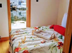 2040 Westlake Avenue N 17, Seattle WA 98109