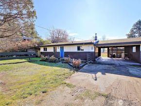 6105 S 124th St, Seattle WA 98178