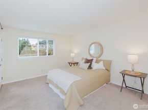 1775 W Sunn Fjord Lane A10, Bremerton WA 98312