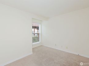 1775 W Sunn Fjord Lane A10, Bremerton WA 98312